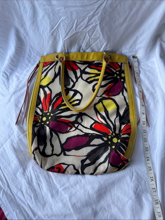 Relic Handbags - Floral Print Tote Bag with Yellow Trim